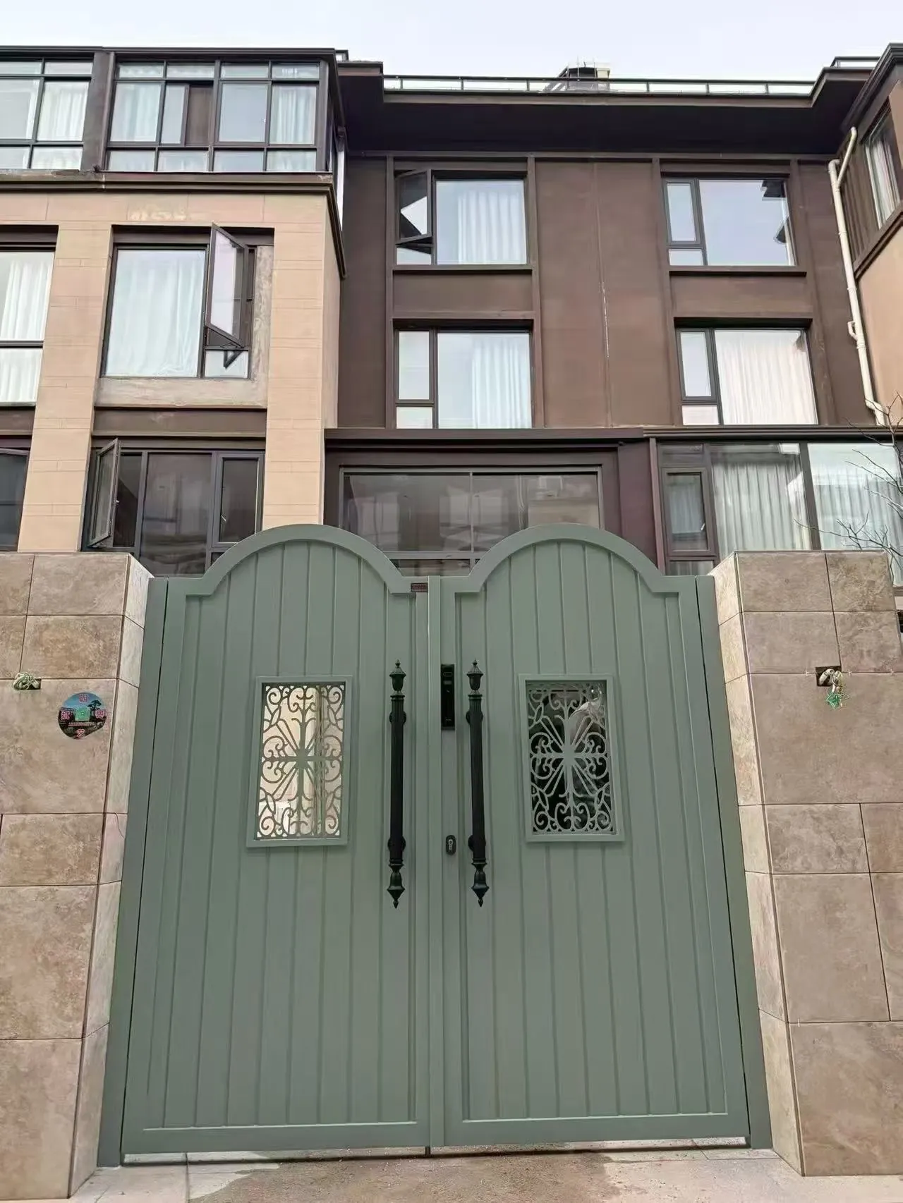 classic raised-panel cast aluminium door 12